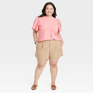 Women’s Tan High-Rise Tailored Shorts in Size 24